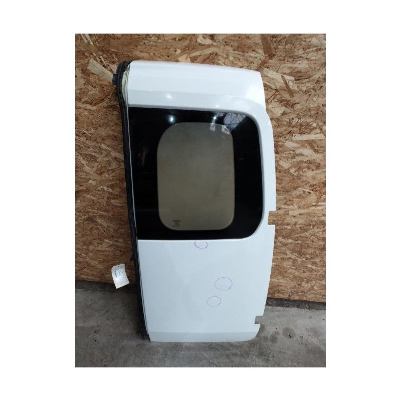 Porte De Coffre Droit Peugeot Bipper (1)